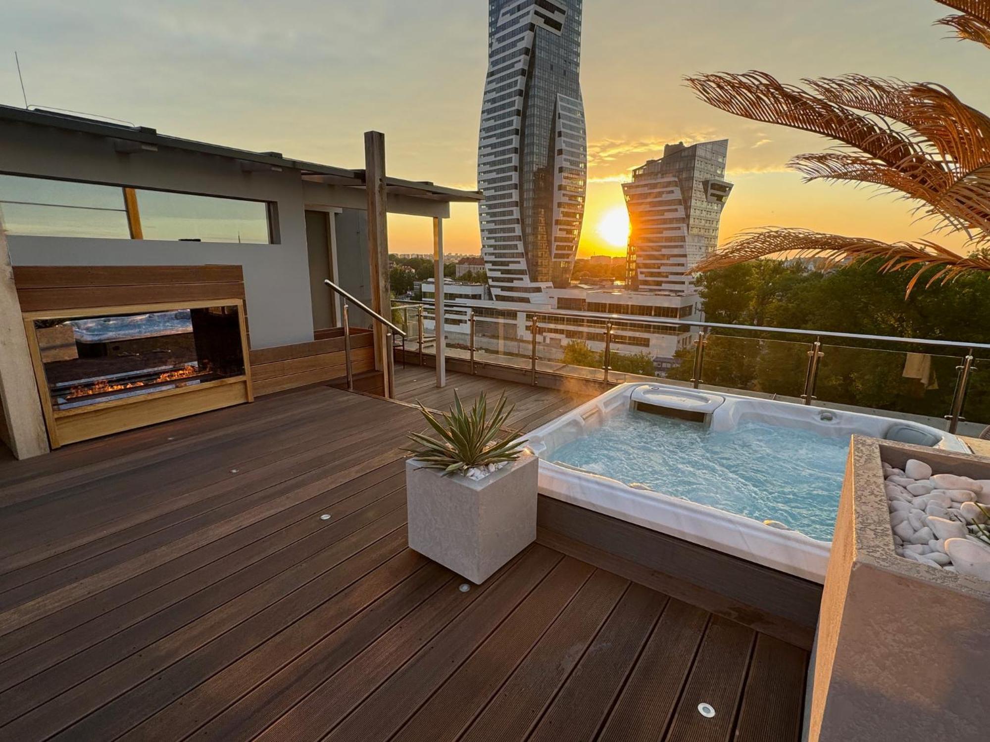 Luxury Penthouse *